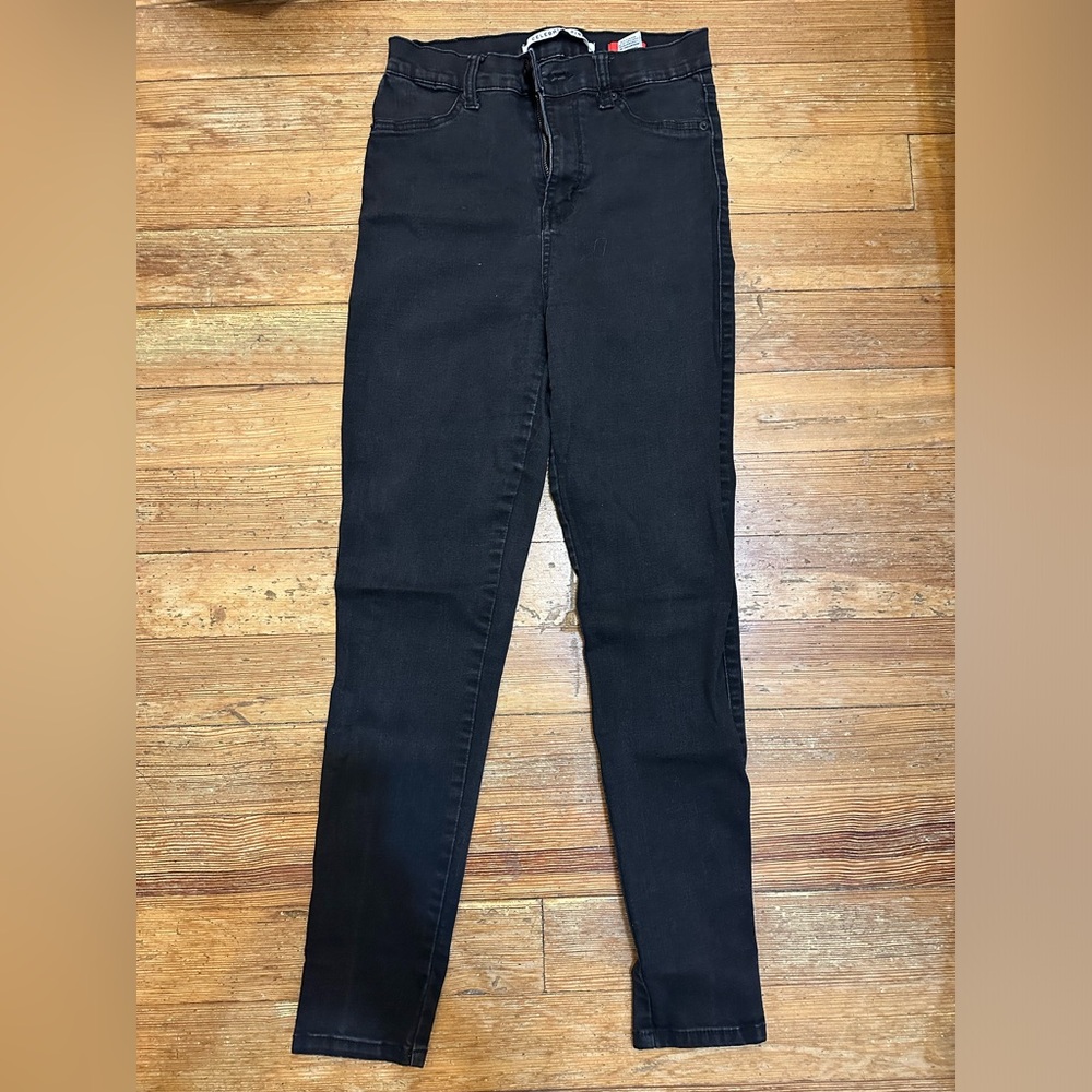 The Celebrity Pink Jeans, Size 9/29